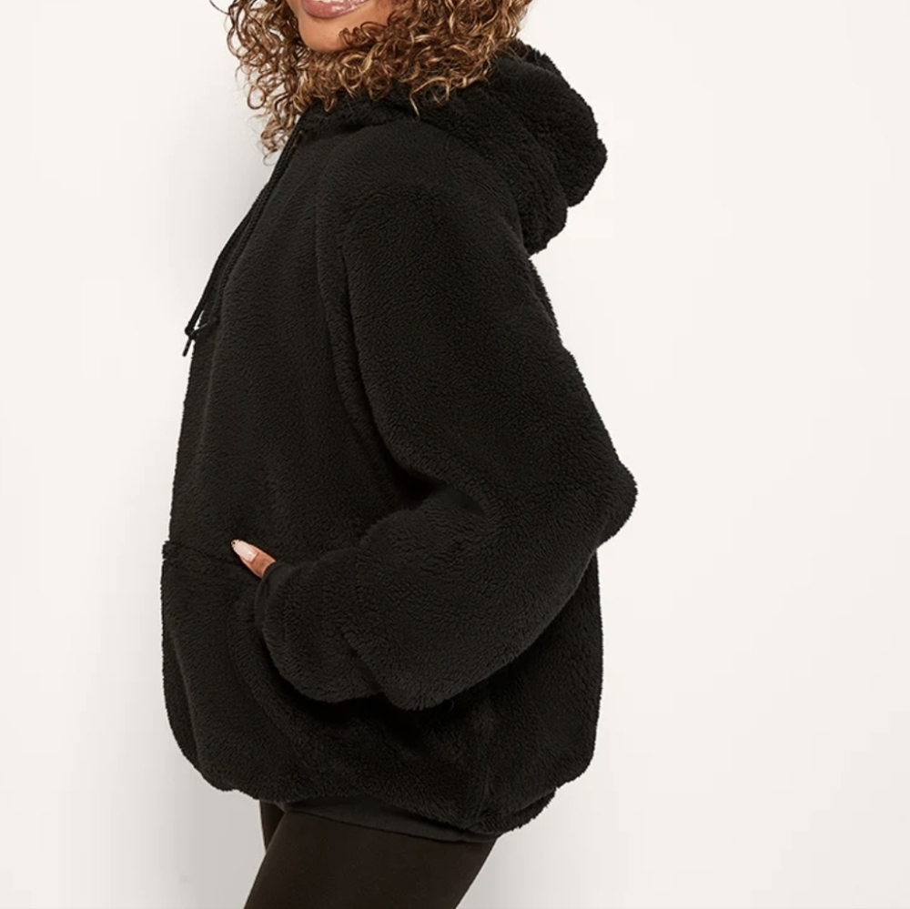 BumbleBella Black Fleece Unisex Hoodie